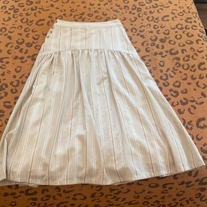 Beautiful anthropologie midi skirt!